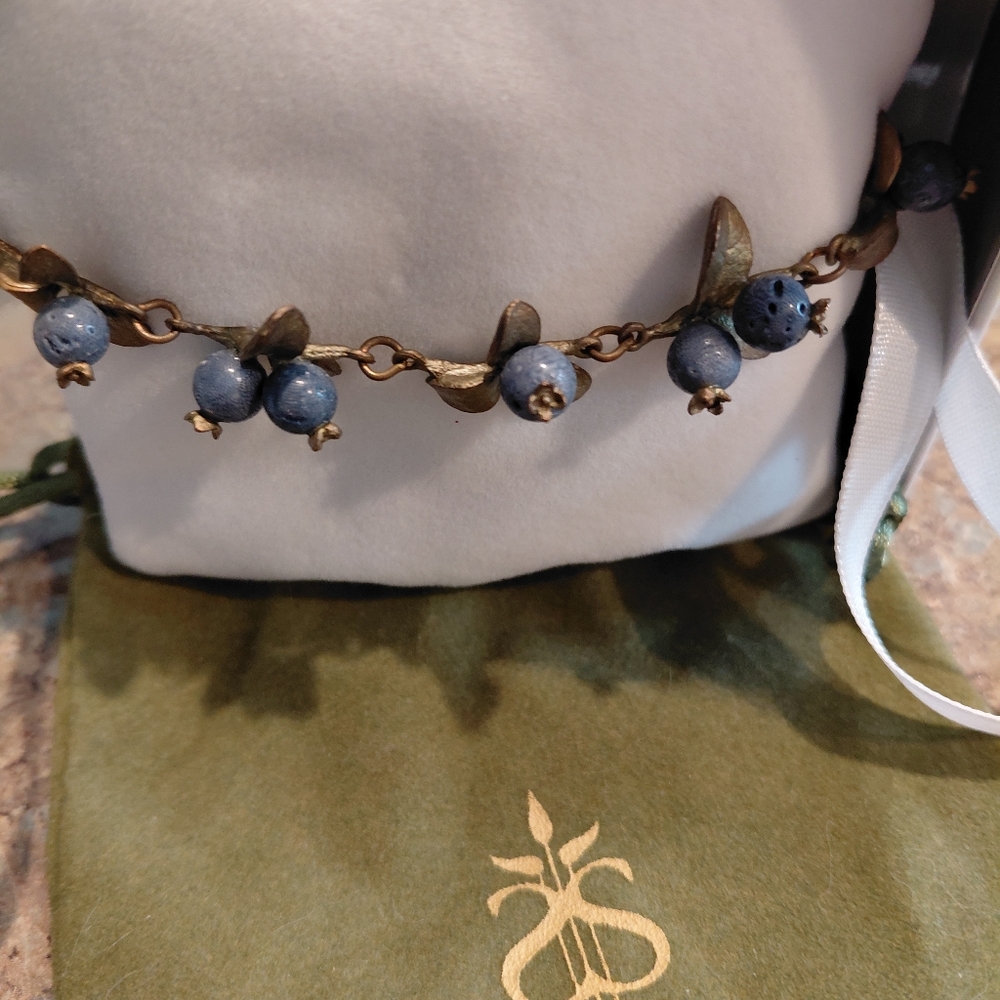 Beaded Bracelet with Blue and Cream Accents - Picture 5 of 8